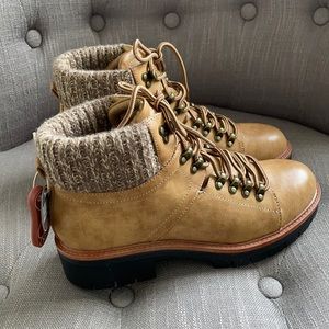 Women’s Boots